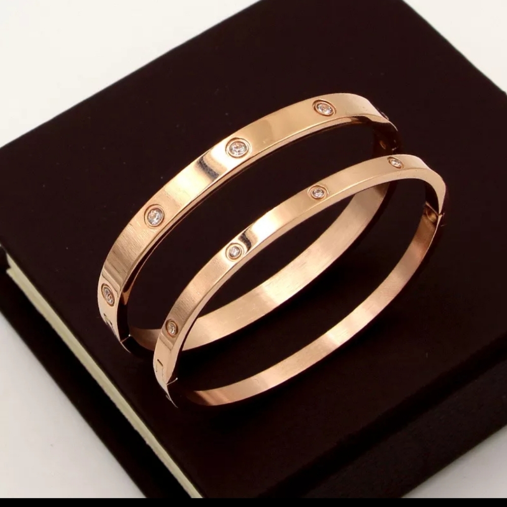 Cubic zirconia women's bracelet